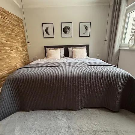 Апартаменты B&s-apartment 100 Qm Neu *