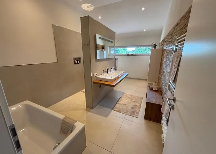 B&s-apartment 100 Qm Neu *